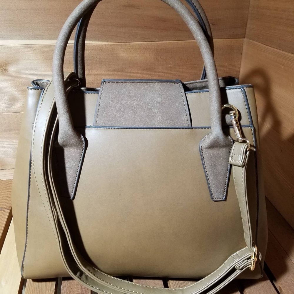 Handbag - Picture 2 of 3
